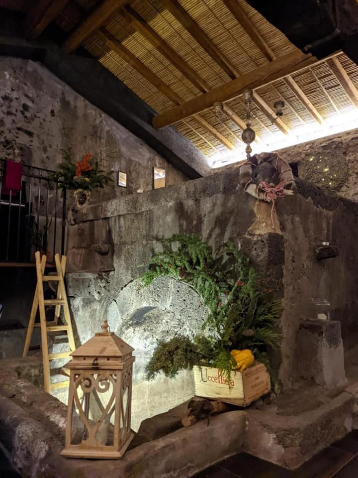 Podere Dell'Etna Segreta - Essential Nature Hotel & Glamping Бианкавила Екстериор снимка